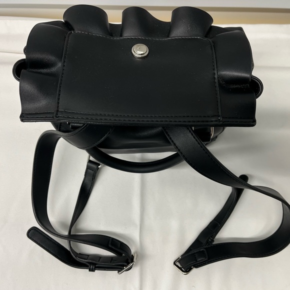 Chic Black Ruffle Backpack - Picture 5 of 6